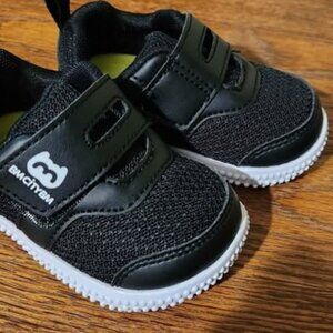 Toddler shoes